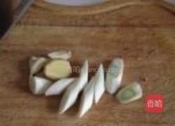 荷叶饼夹梅菜烧肉的做法图解3
