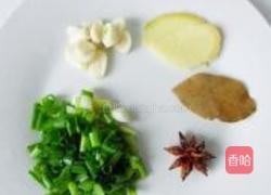 糖醋小排骨的做法图解2