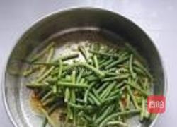 蒜苗烧猪蹄的做法图解6