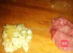 菠萝白菜炒肉的做法图解5