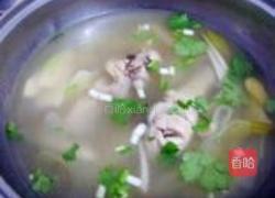 杏鲍菇鸡腿汤的做法图解8