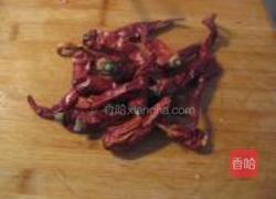 辣子鸡的做法图解2