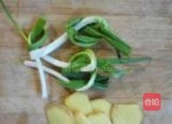 黄芪黄豆煲猪爪的做法图解3