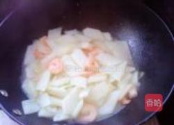 白萝卜烩虾仁的做法图解7