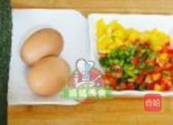 彩蛋黄瓜卷的做法图解1