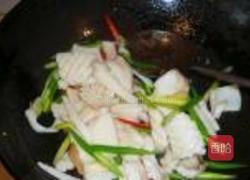 蒜薹鱿鱼的做法图解4