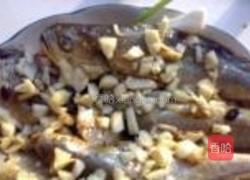 虾鲜酱清蒸黄鱼的做法图解7