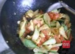 西葫芦番茄炒鸡蛋的做法图解9