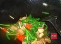 三层肉炒韭菜的做法图解5