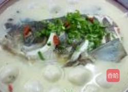荠菜汤圆炖鱼头的做法图解8
