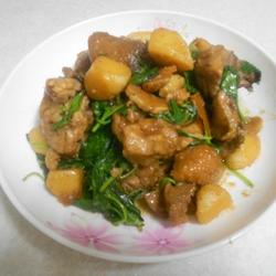 土豆炒鸡肉的做法[图]