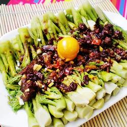 红油拌山野菜的做法[图]