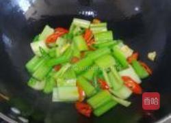 西芹炒豆皮的做法图解5