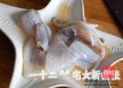墨鱼大虾豆腐汤的做法图解3