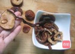 素炒黄鳝丝的做法图解2