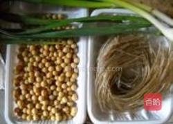 黄豆炒薯粉的做法图解1