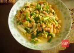 蒜苗虾仁的做法图解3