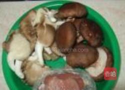 双菇肉片的做法图解1