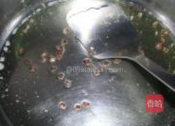 荠菜海米饺子的做法图解7