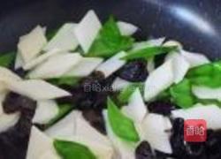 荷兰豆木耳炒山药的做法图解8