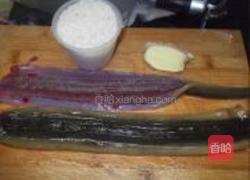 子姜红葱头焖鸭的做法图解1