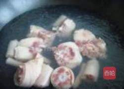 蚕豆烧猪尾的做法图解4