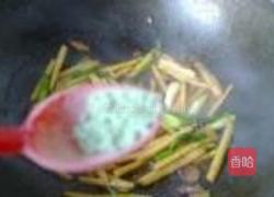 腊肉炒冬笋的做法图解9