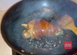 冰糖肘子的做法图解7