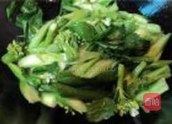 腊肠炒芥兰的做法图解4