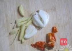 手撕包菜的做法图解3