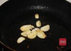 蒜烧深海鲈鱼的做法图解5