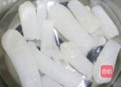 鲜虾豆腐酿竹荪的做法图解2