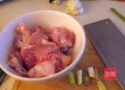 栗子烧鸡腿的做法图解2