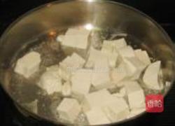 香菇海虾豆腐汤的做法图解2