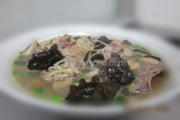 菌茹鸡块