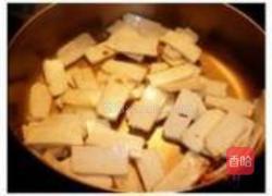 蚝油炒冬菇魔芋丝的做法图解1