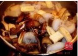 蚝油炒冬菇魔芋丝的做法图解4