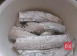 香煎咸带鱼的做法图解1