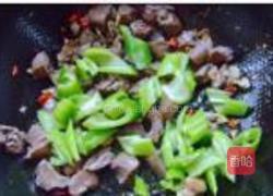 小炒猪心的做法图解9