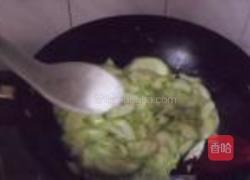 西葫芦炒蛋的做法图解7