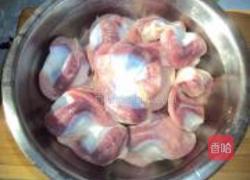 辣炒蒜香鸡胗的做法图解1