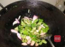 榨菜辣椒炒肉的做法图解6