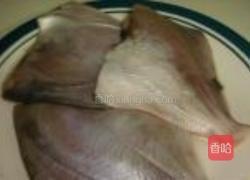 芥末生抽鲳鱼的做法图解1