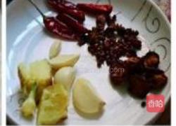 萝卜炖牛腩的做法图解2