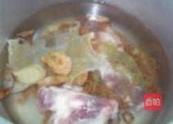 什锦海味猪骨汤的做法图解4