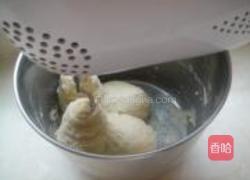 无油小面包的做法图解2