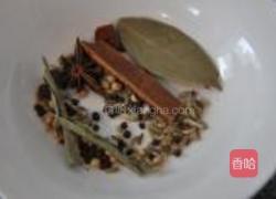 百味牛腩烧豆腐的做法图解1