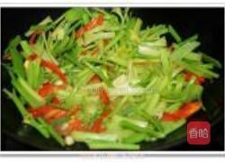 芹菜泡椒炒牛肉的做法图解10