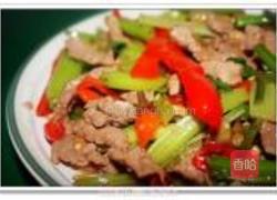 芹菜泡椒炒牛肉的做法图解15