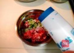 碧绿香菇盒的做法图解2